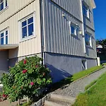 Warm And Cozy Apartment With Panoramic View Above The City Center
