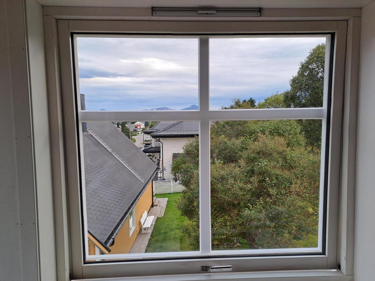 Warm And Cozy With Panoramic View Above The Center Apartamento *