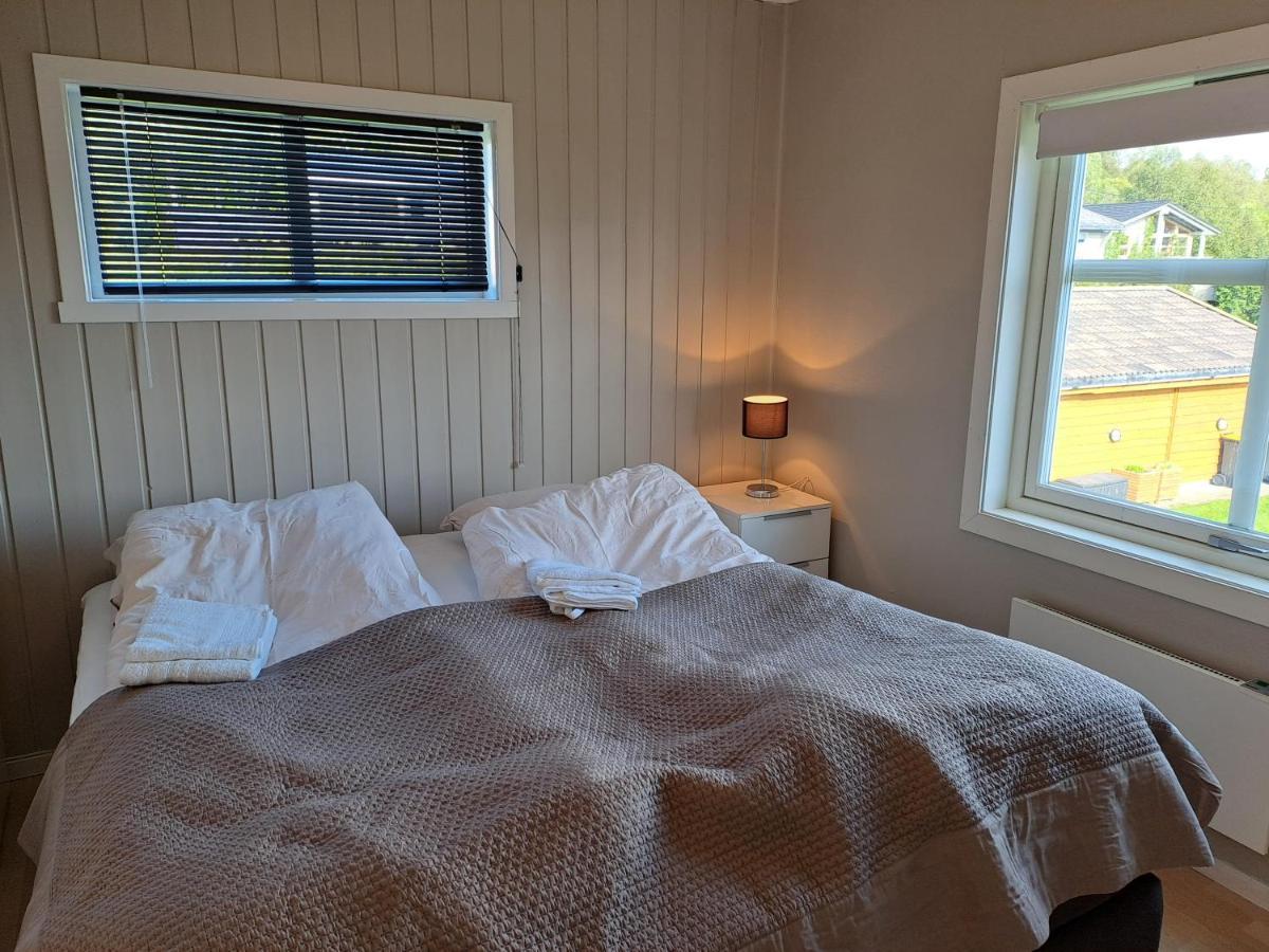 Warm And Cozy With Panoramic View Above The Center Tromsø