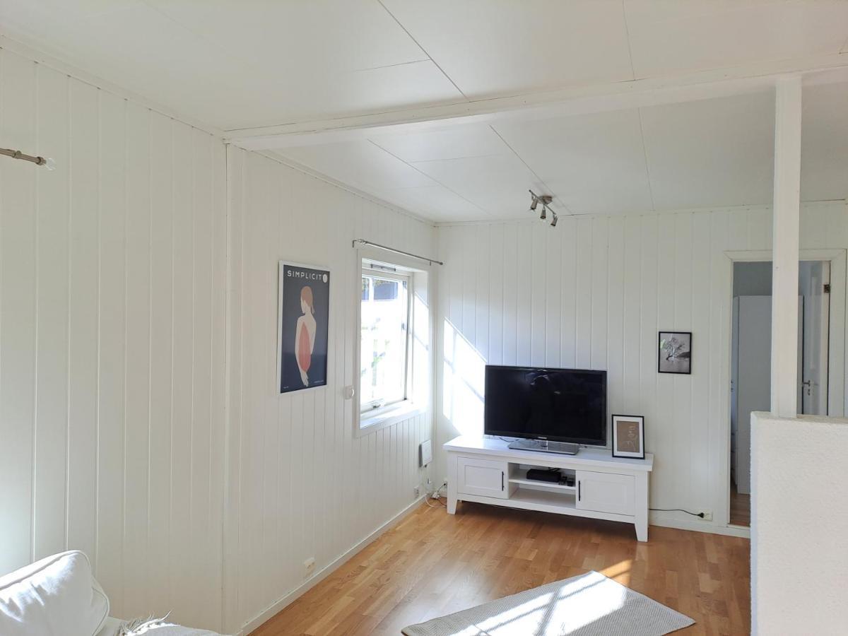 Warm And Cozy With Panoramic View Above The Center * Tromsø